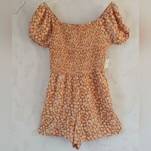 Classic vintage romper 80's style, Floral, shirred bust, smocked top, Daisy Sz L